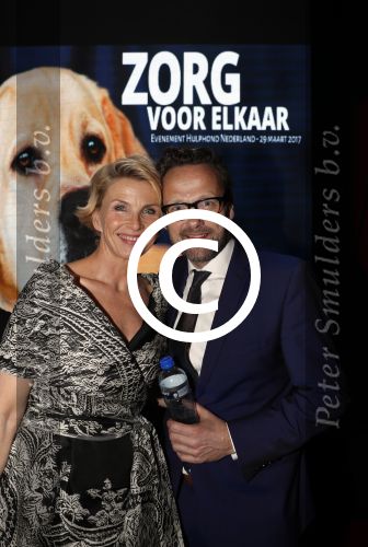 Aalsmeer 29 maart 2017
Hulphond gala in Aalsmeer studio\'s. Anita Witzier met man