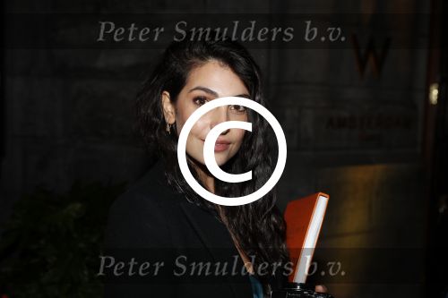 Amsterdam 9 maart 2017 
5 njaar Voque. Feest / diner in rijksmuseum en feest in the Duchess. Anna Nooshin met een kennis