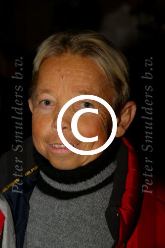 Amsterdam 16 decmber 2001

Uitreiking TV babes award in de Kroon.
Bart de Graaf

Peter Smulders bv
