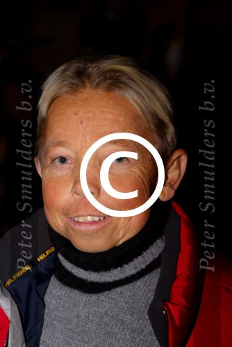 Amsterdam 16 decmber 2001

Uitreiking TV babes award in de Kroon.
Bart de Graaf

Peter Smulders bv