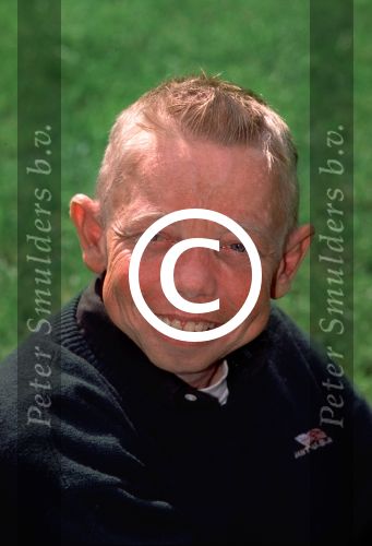 Bart de Graaff
24 augustus 1998


PETER SMULDERS BV