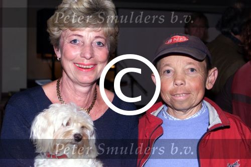 Laren 26 oktober 2000

Uitreiking CD Rick Felderhof door Bart de Graaf.
 Bart en moeder.


Peter Smulders bv
