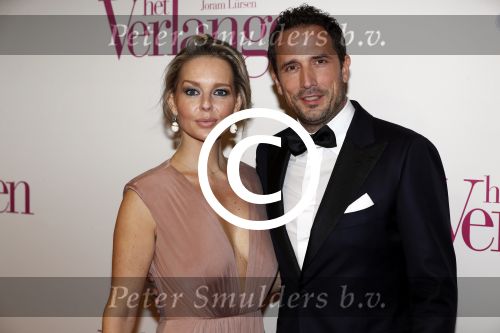 Amsterdam 13 maart 2017
Premiere het verlangen met in de hoofdrollen Chantal Janzen Gijs Naber en Alex Klaassen. Chantal met man marco
