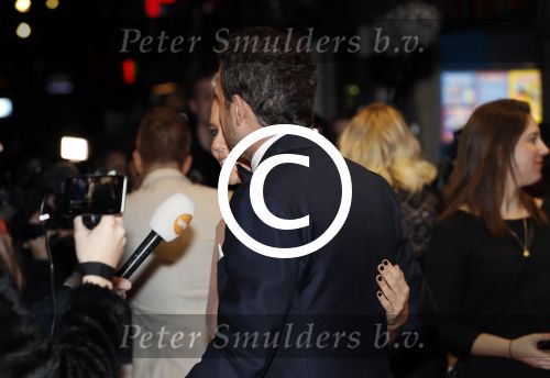 Amsterdam 13 maart 2017
Premiere het verlangen met in de hoofdrollen Chantal Janzen Gijs Naber en Alex Klaassen. Chantal met man Marco