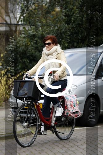 Amsterdam 22 maart 2017
Chazia Mourali op de fiets