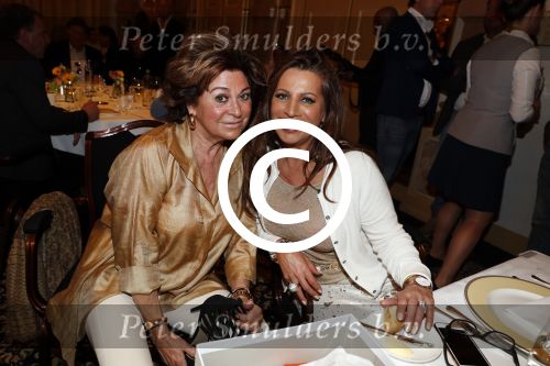 Amsterdam 27 maart 2017
Uitreiing strong woman award in het amstel Hotel. Christine Kroonenberg met Esther Oosterbeek