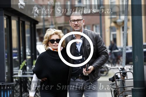 Amsterdam 4 maart 2017
Connie Witteman met verloofde/vriend Eugene v Dun op de cornelis schuytstraat