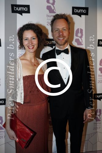Hilversum 6 maart 2017
Uitreiking Buma awards in studio 21. Diggy Dexx en partner Dagmar Holtman