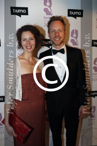 Hilversum 6 maart 2017
Uitreiking Buma awards in studio 21. Diggy Dexx en partner Dagmar Holtman
