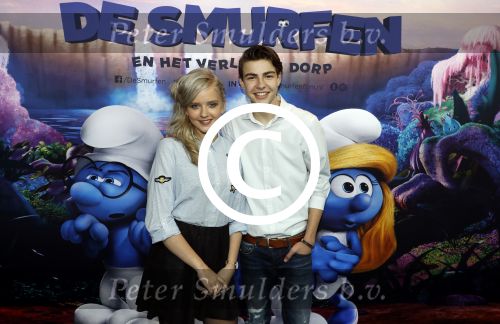 Amsterdam 18 maart 2017 
premiere Smurfen in  Pathe Arena. Esmee Schreurs met Jaco Oskam