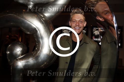 Amsterdam 18 maart 2017 
Premiere Gare de Lyon in het nieuwe de la mar theater. Ferry Doedens met zijn vriend Nuno