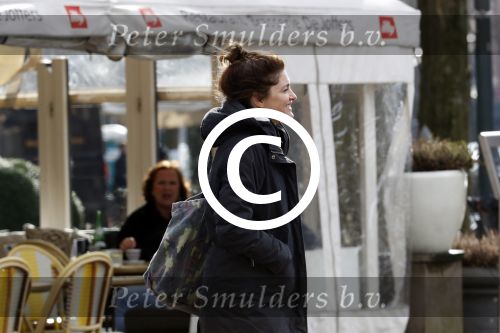 Amsterdam 1 maart 2017 
Fockeline Ouwerkerk aan het shoppen met stylist Tommie Driessen