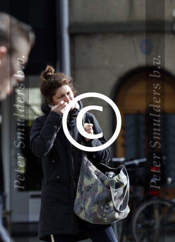 Amsterdam 1 maart 2017 
Fockeline Ouwerkerk aan het shoppen met stylist Tommie Driessen