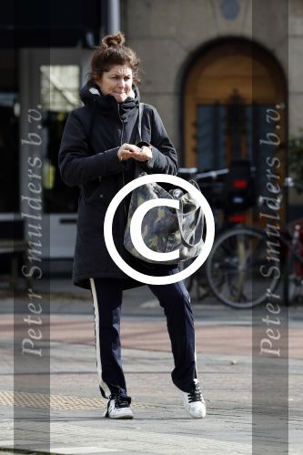 Amsterdam 1 maart 2017 
Fockeline Ouwerkerk aan het shoppen met stylist Tommie Driessen