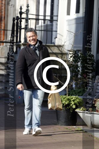 Amsterdam 24 maart 2017 
Frank sanders geniet van het zonnetje op straat