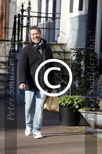 Amsterdam 24 maart 2017 
Frank sanders geniet van het zonnetje op straat
