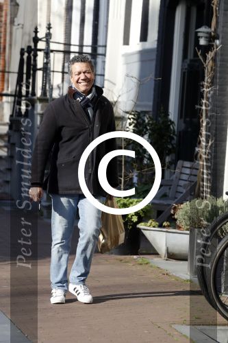 Amsterdam 24 maart 2017 
Frank sanders geniet van het zonnetje op straat
