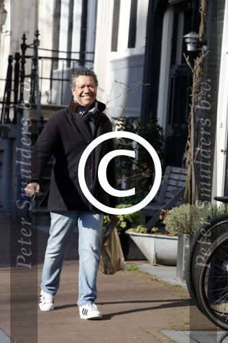 Amsterdam 24 maart 2017 
Frank sanders geniet van het zonnetje op straat