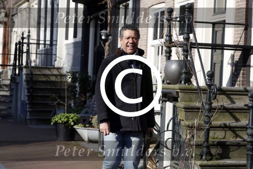 Amsterdam 24 maart 2017 
Frank sanders geniet van het zonnetje op straat