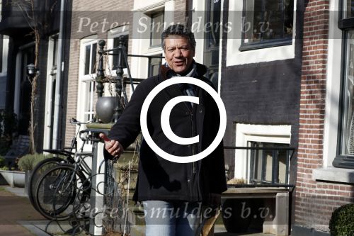 Amsterdam 24 maart 2017 
Frank sanders geniet van het zonnetje op straat