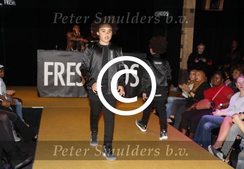 Amsterdam 26 maart 2017
Modeshow freshkids in the harbour club . kinderen en vrouwen van diverse voetballers liepen mee.