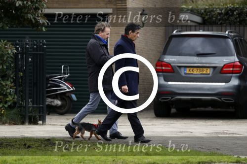 Amsterdam 4 maart 2017 
Advocaat Gerard Spong en zijn vriend mte hond en zijn Rolls Royce