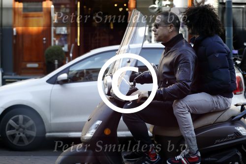 Amsterdam 25 maart 2017
Hans Kesting met (een) vriend op scooter.
