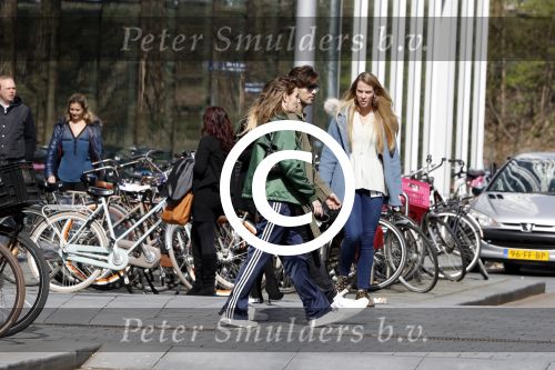 Amsterdam 30 maart 2017
Waylon haalt Joelle Witschge thuis op in zijn porsche panamera.