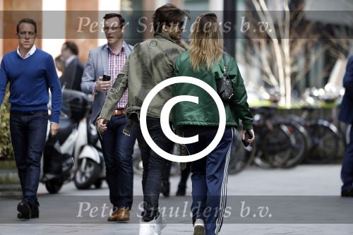 Amsterdam 30 maart 2017
Waylon haalt Joelle Witschge thuis op in zijn porsche panamera.
