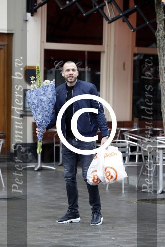 Amsterdam 4 maart 2017 
Johnny Heitinga doet boodschappen