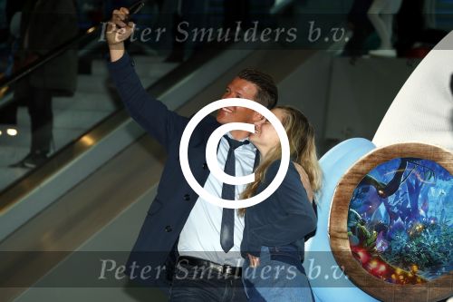 Amsterdam 18 maart 2017 
premiere Smurfen in  Pathe Arena. Kees Tol met Pip Pellens