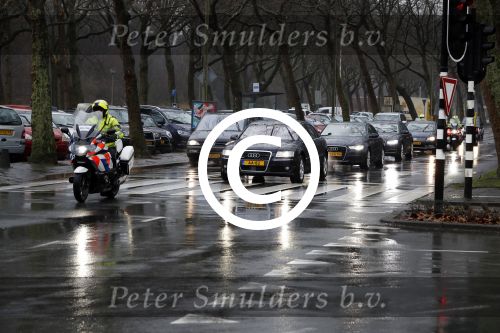 Amsterdam 8 maart 2017
Koningin Maxima bij event stichting single supermom in Amsterdam. auto Audi A8 maxima met politiebegeleiding