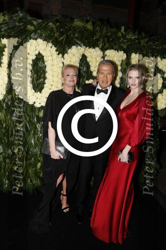 Amsterdam 9 maart 2017 
5 njaar Voque. Feest / diner in rijksmuseum en feest in the Duchess. Karin Swerink Mario Testino en Lara Stone