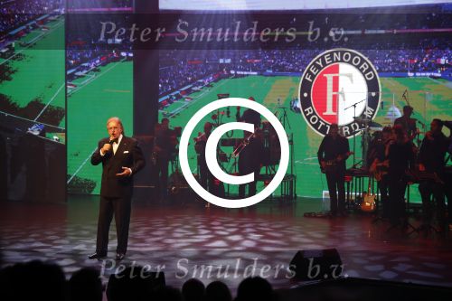Aalsmeer 29 maart 2017
Hulphond gala in Aalsmeer studio\'s. Lee Towers