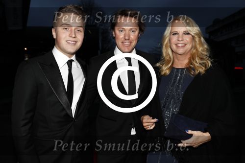 Hilversum 6 maart 2017
Uitreiking Buma awards in studio 21. Linda de Mol met Jeroen Rietbergen en zoon Julian Vahle