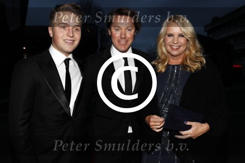 Hilversum 6 maart 2017
Uitreiking Buma awards in studio 21. Linda de Mol met Jeroen Rietbergen en zoon Julian Vahle