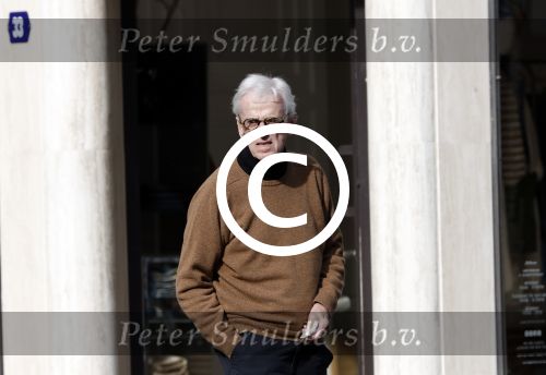 Amsterdam 13 maart 2017  
Manfred de Graaf  op straat in amsterdam zuid