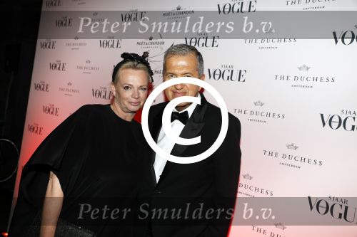 Amsterdam 9 maart 2017 
5 njaar Voque. Feest / diner in rijksmuseum en feest in the Duchess. Karin Swerink Mario Testino en Lara Stone