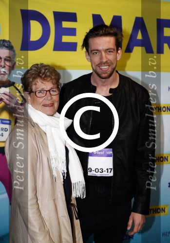 Rotterdam 19 maart 2017
Premiere Marathon in het nieuwe Luxor. Mattie Valk kwam samen met zijn moeder
