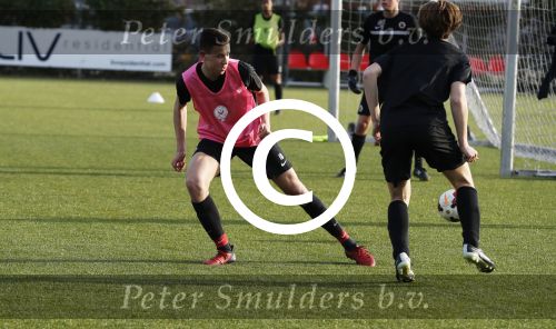 Amsterdam 30 maart 2017
Maxim Gullit en Ruben Kluivert tijdens training bij AFC.