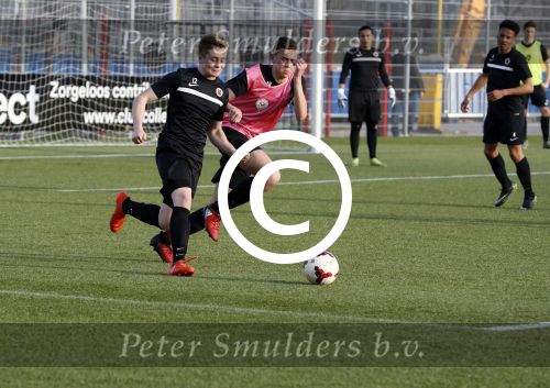 Amsterdam 30 maart 2017
Maxim Gullit en Ruben Kluivert tijdens training bij AFC.