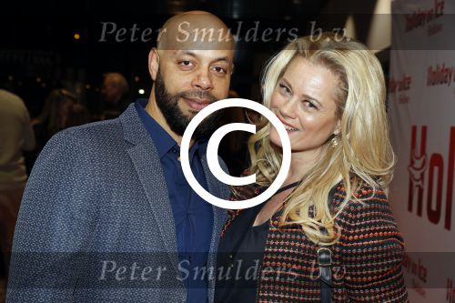 Utrecht 23 maart 2017
Premiere Holiday on ice in de jaarbeurs met Maxim en Rene Froger. Monique Sluyter met partner