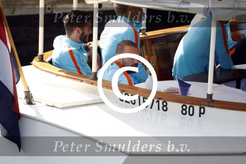 Amsterdam 28 maart 2017 
Het Nederlands elftal gaat varen door de grachten van Amsterdam. oa Arjen Robben Wesley Sneijder Matthijs v d Ligt Daley Blind Frans Hoek Fred Grim Luuk de Jong Jeroen Zoet ea