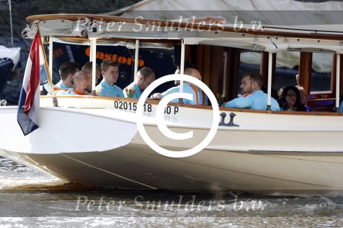 Amsterdam 28 maart 2017 
Het Nederlands elftal gaat varen door de grachten van Amsterdam. oa Arjen Robben Wesley Sneijder Matthijs v d Ligt Daley Blind Frans Hoek Fred Grim Luuk de Jong Jeroen Zoet ea