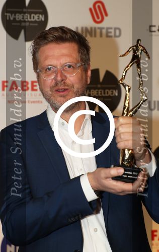 Amsterdam, 28 Maart 2017
Uitreiking TV-beelden 2017
De winnaar beste regie voor een dramaserie Norbert ter Hall, Aâ€™dam â€“ E.V.A.