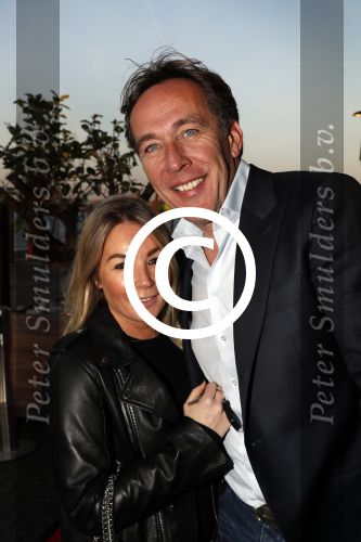 Amsterdam 24 maart 2017
Presentatie Amsterdam XXXL magazine bij de harbour club. patrick Huisman met vriendin