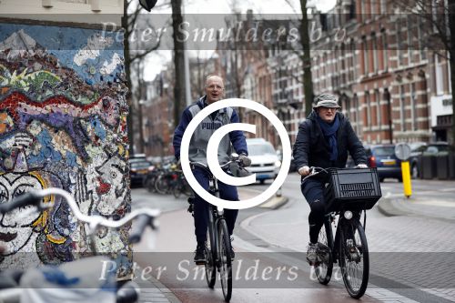 Amsterdam 4 maart 2017 
Oud bokskampioen Pedro v raamsdonk met een kennis
