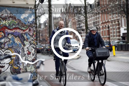 Amsterdam 4 maart 2017 
Oud bokskampioen Pedro v raamsdonk met een kennis