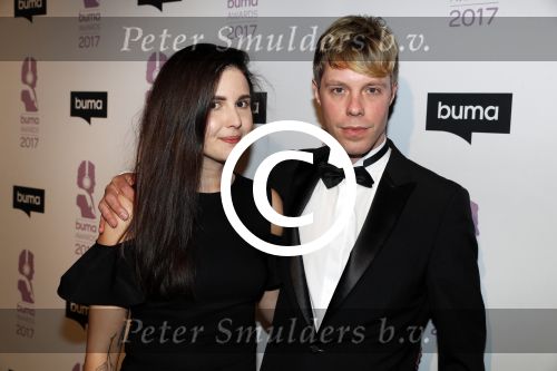 Hilversum 6 maart 2017
Uitreiking Buma awards in studio 21. Rik Annema met partner