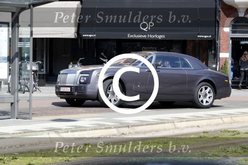 Amsterdam 23 maart 2017  
Ronnie Rosenbaum in zijn Rolls Royce in amsterdam zuid